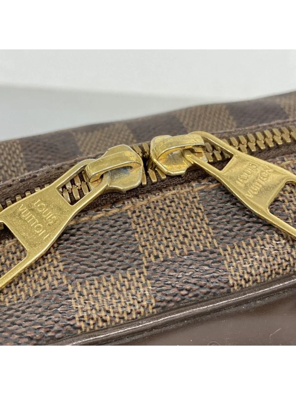 Louis Vuitton Shoulder Bag Damier Rivington GM Ebene